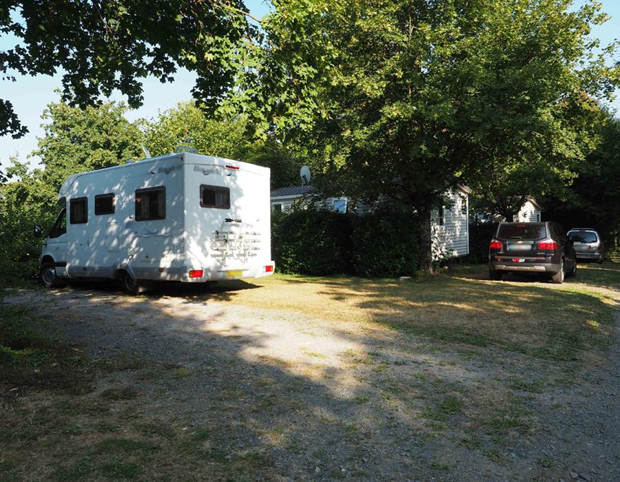camping-le-moulin-des-effres-emplacement-camping-car