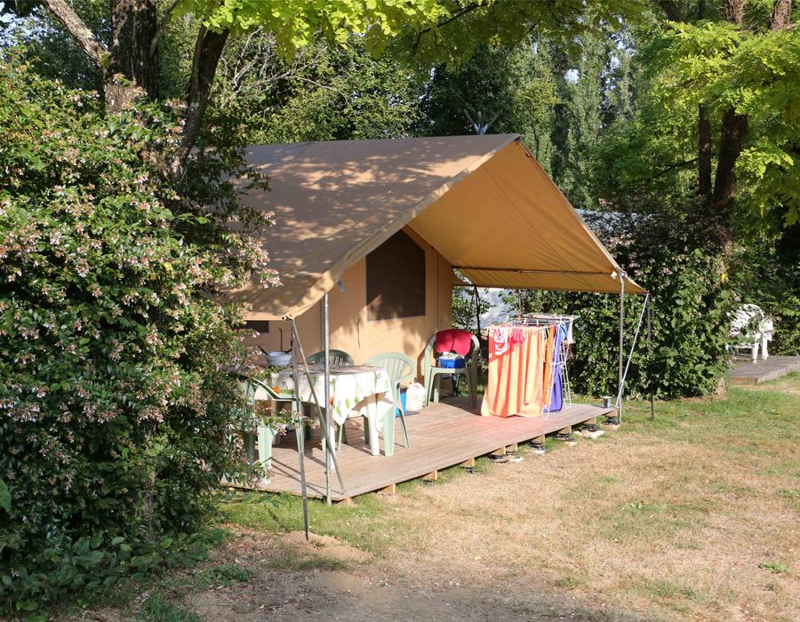 camping-le-moulin-des-effres-location-hebergement-insolite-tente-meublee