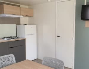 location-mobil-home-1-chambre-2-personnes-avec-cuisine-camping-secondigny