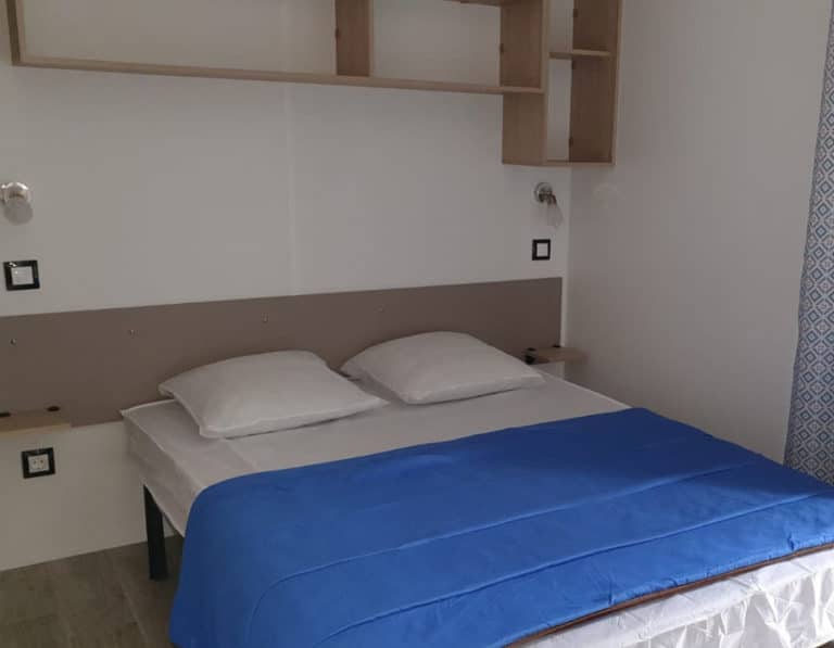 location-mobil-home-1-chambre-lit-double-camping-secondigny-deux-sevres