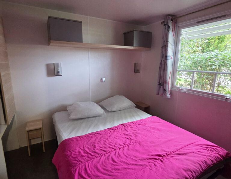 location-mobil-home-6-personnes-proche-puy-du-fou-camping-avec-piscine-le-moulin-des-effres-secondigny-79